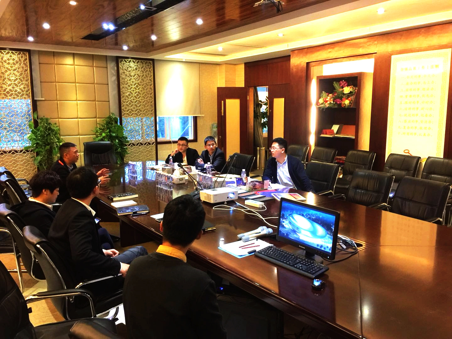 三家大型企业集团同时来访 金强展现合作魅力