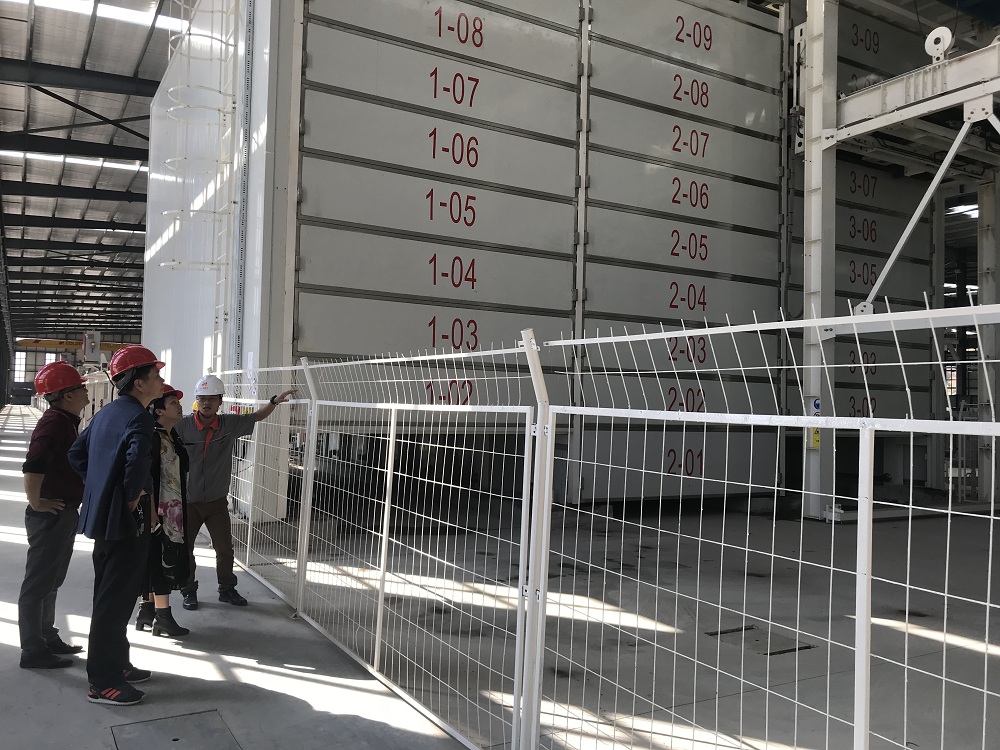 省工信厅行政服务中心张学建处长莅临金强参观考察