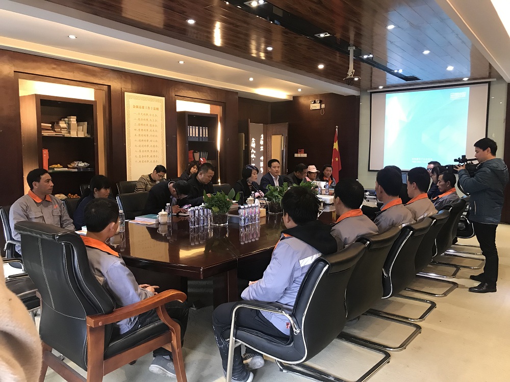 漳县张惠玲领导一行莅临金强慰问漳县籍职工