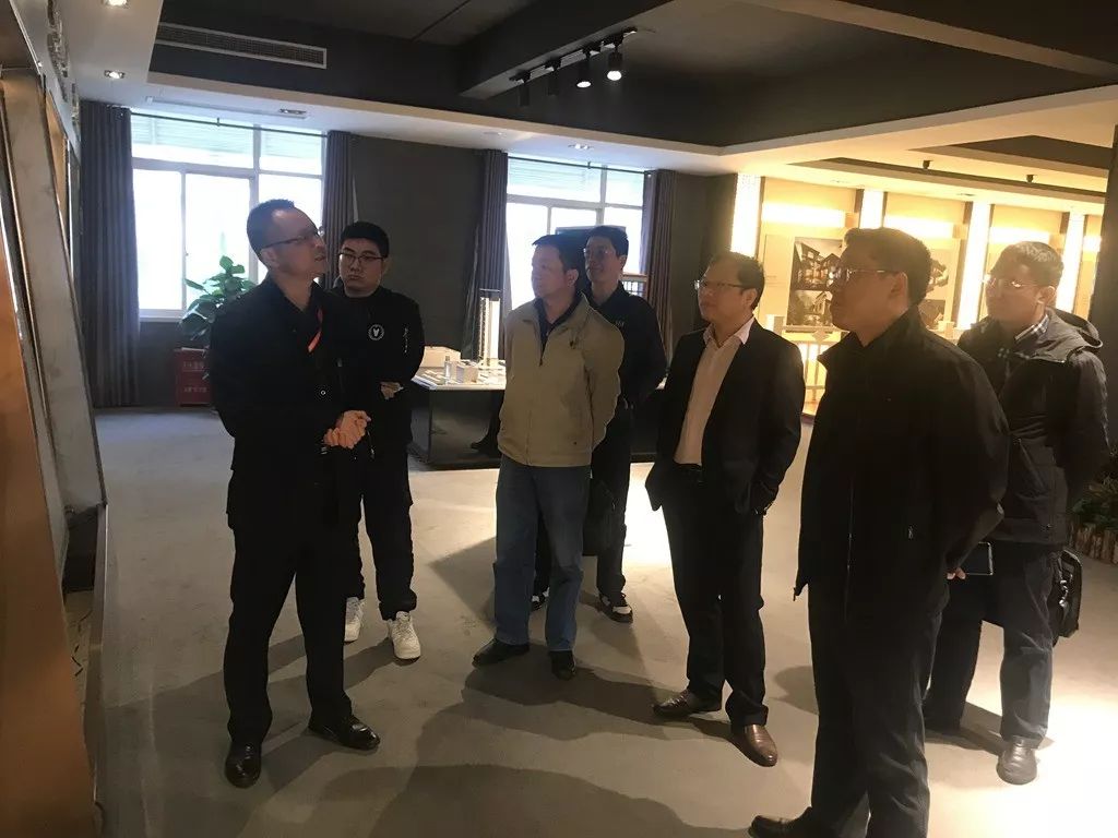 省工信厅吴添富副厅长莅临金强建材调研