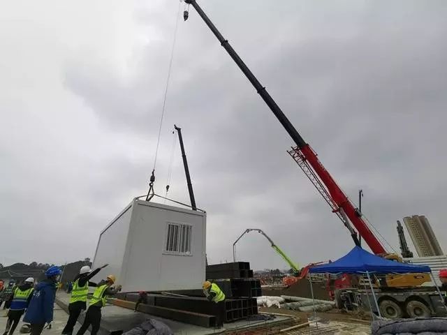  金强建材火速支援武汉火神山医院建设