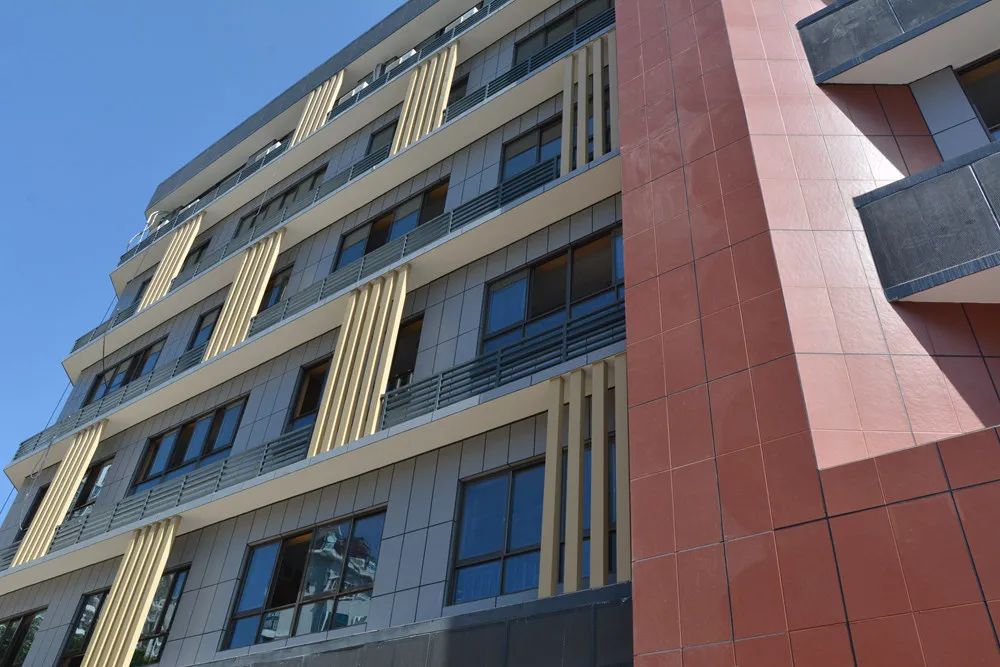 福州教育学院附属第三小学教学综合楼项目采用金强ETT板