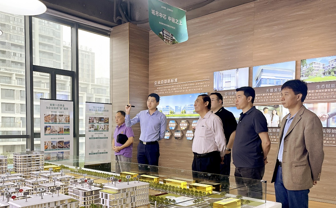 福清消防协会代表团考察金强科创公园，共同推进地区安全